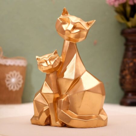 Handcrafted polyresin Cat Family | R-C3
